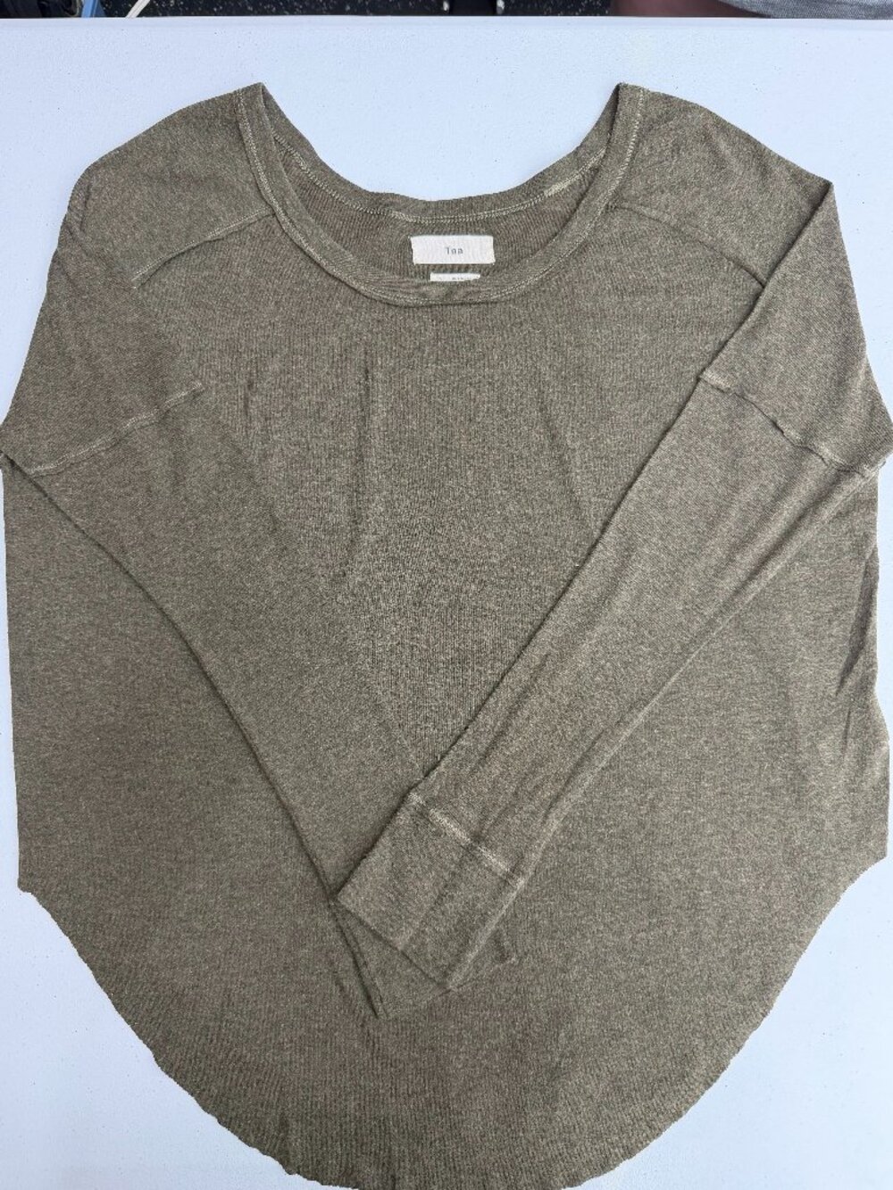 Aritzia Long Sleeve top